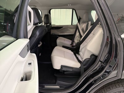 2026 Lincoln Navigator Premiere