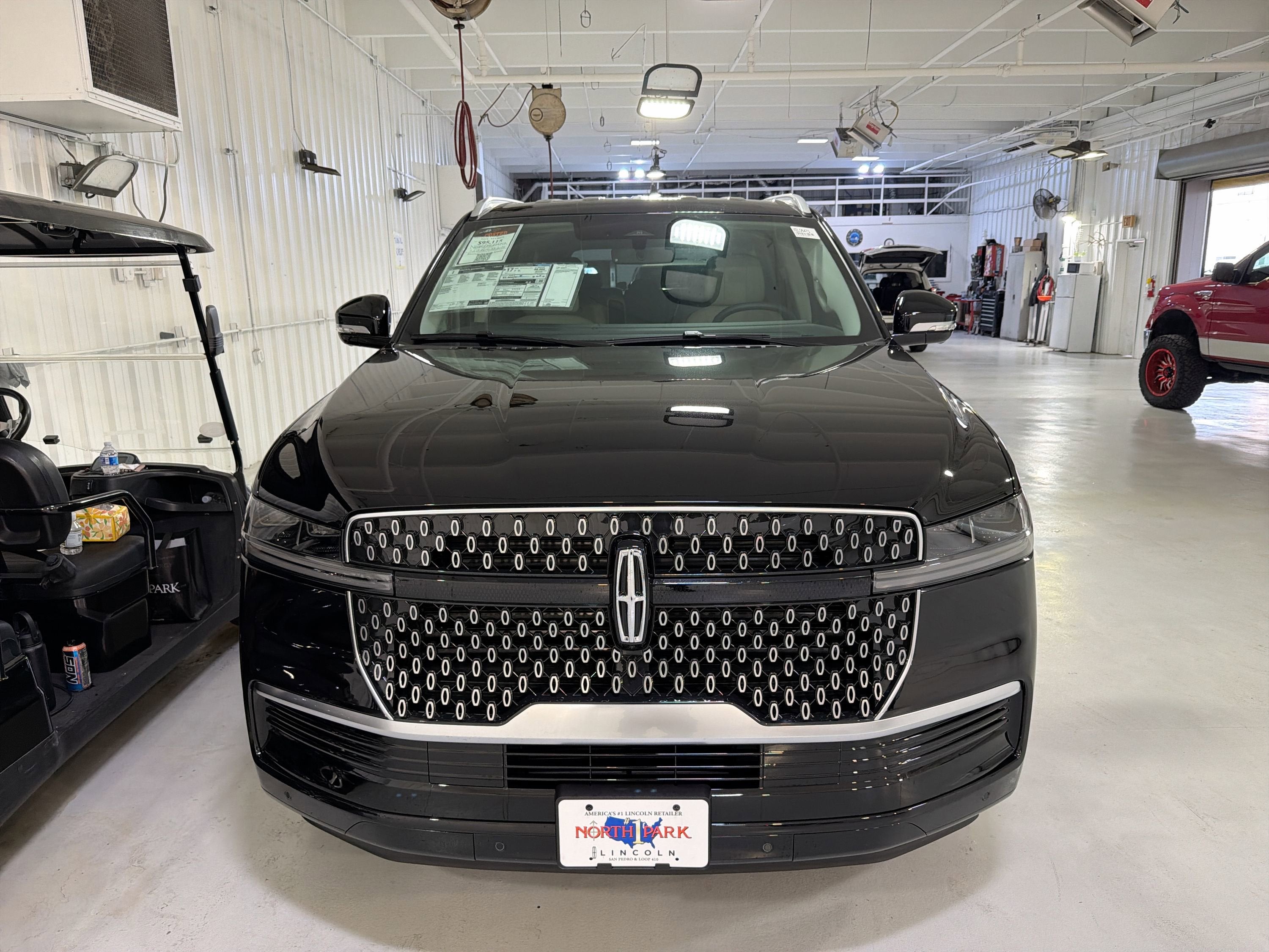 2026 Lincoln Navigator Premiere