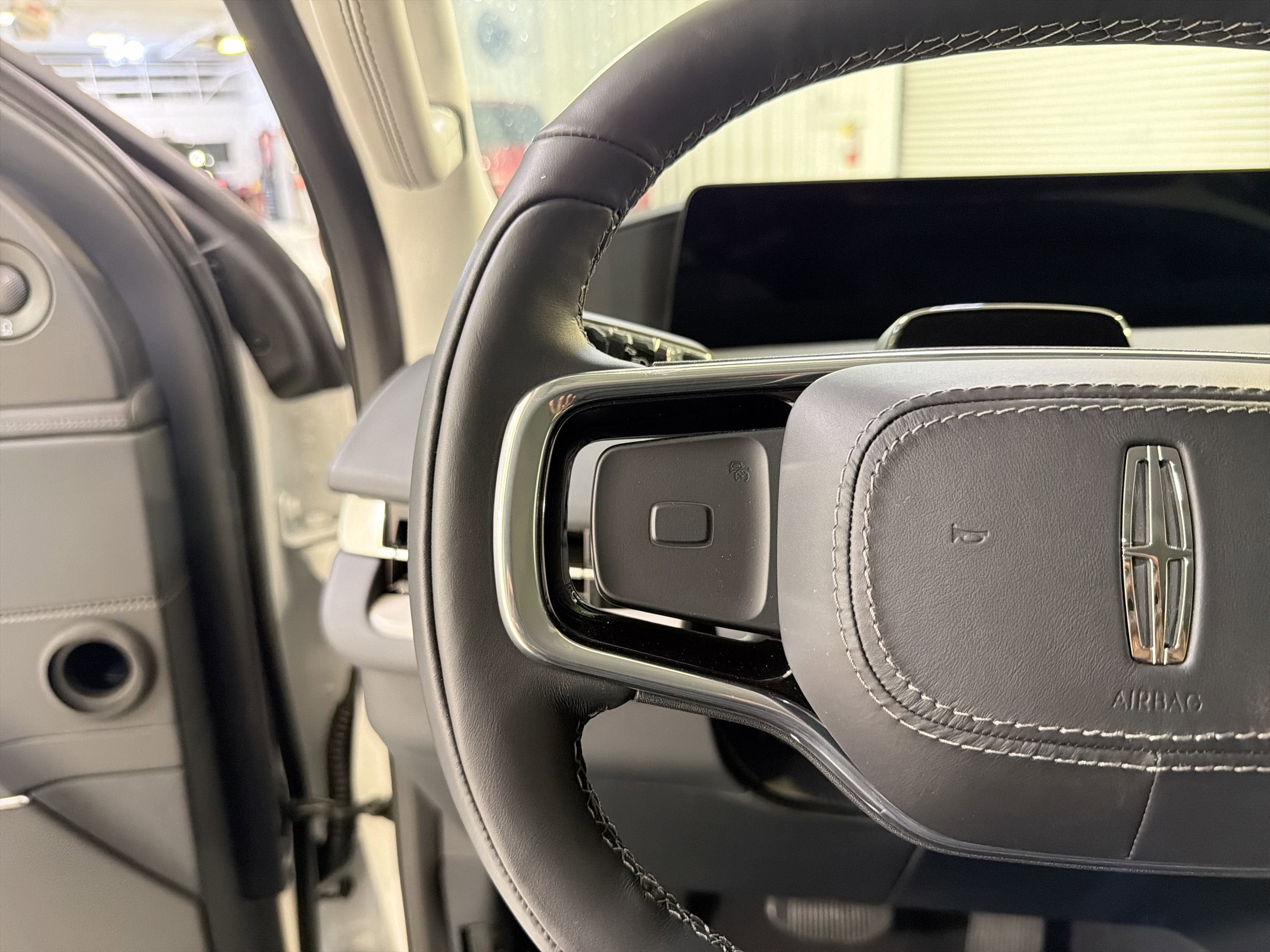 2026 Lincoln Navigator Premiere