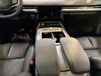 2026 Lincoln Navigator Premiere