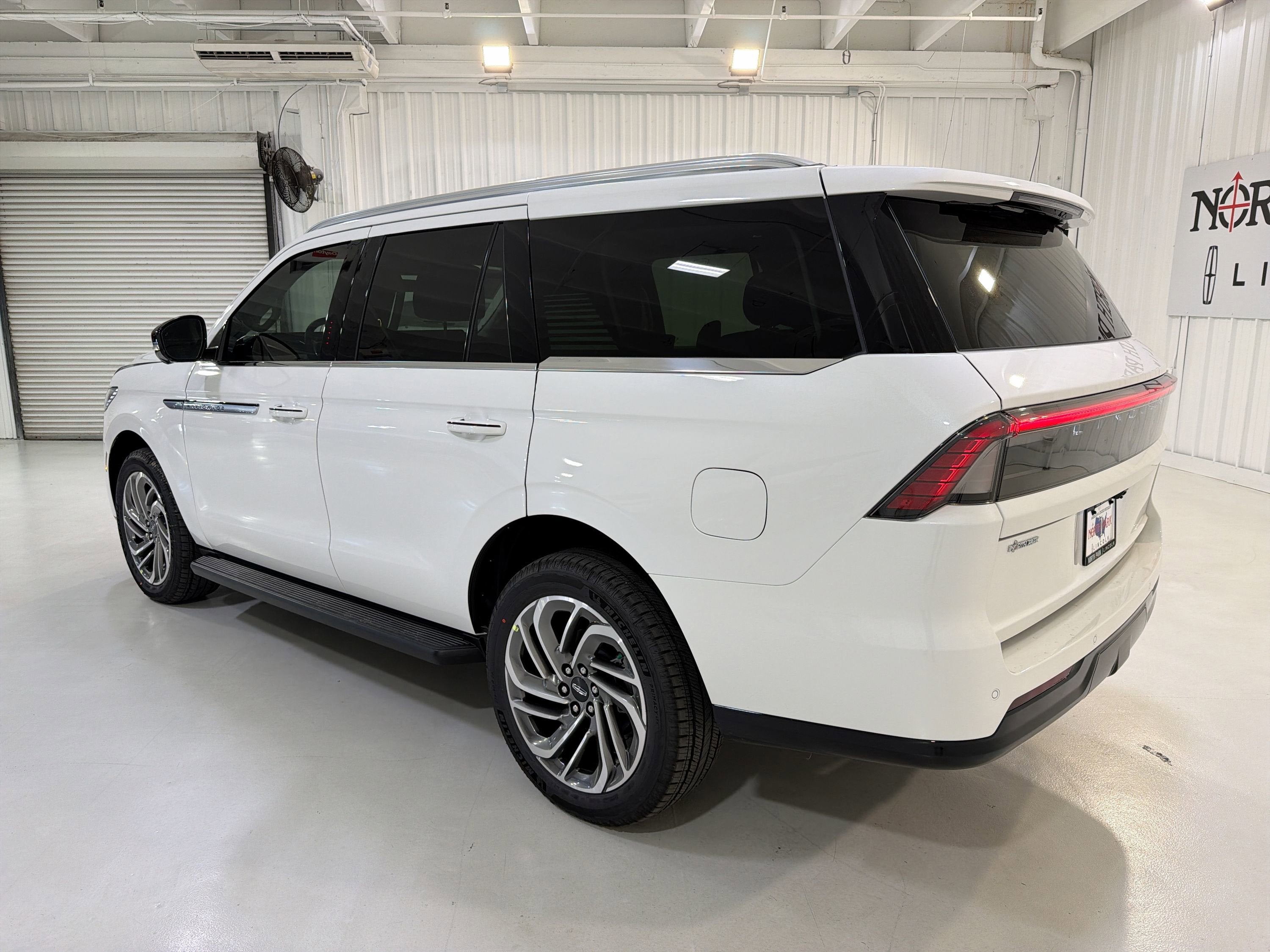 2026 Lincoln Navigator Premiere