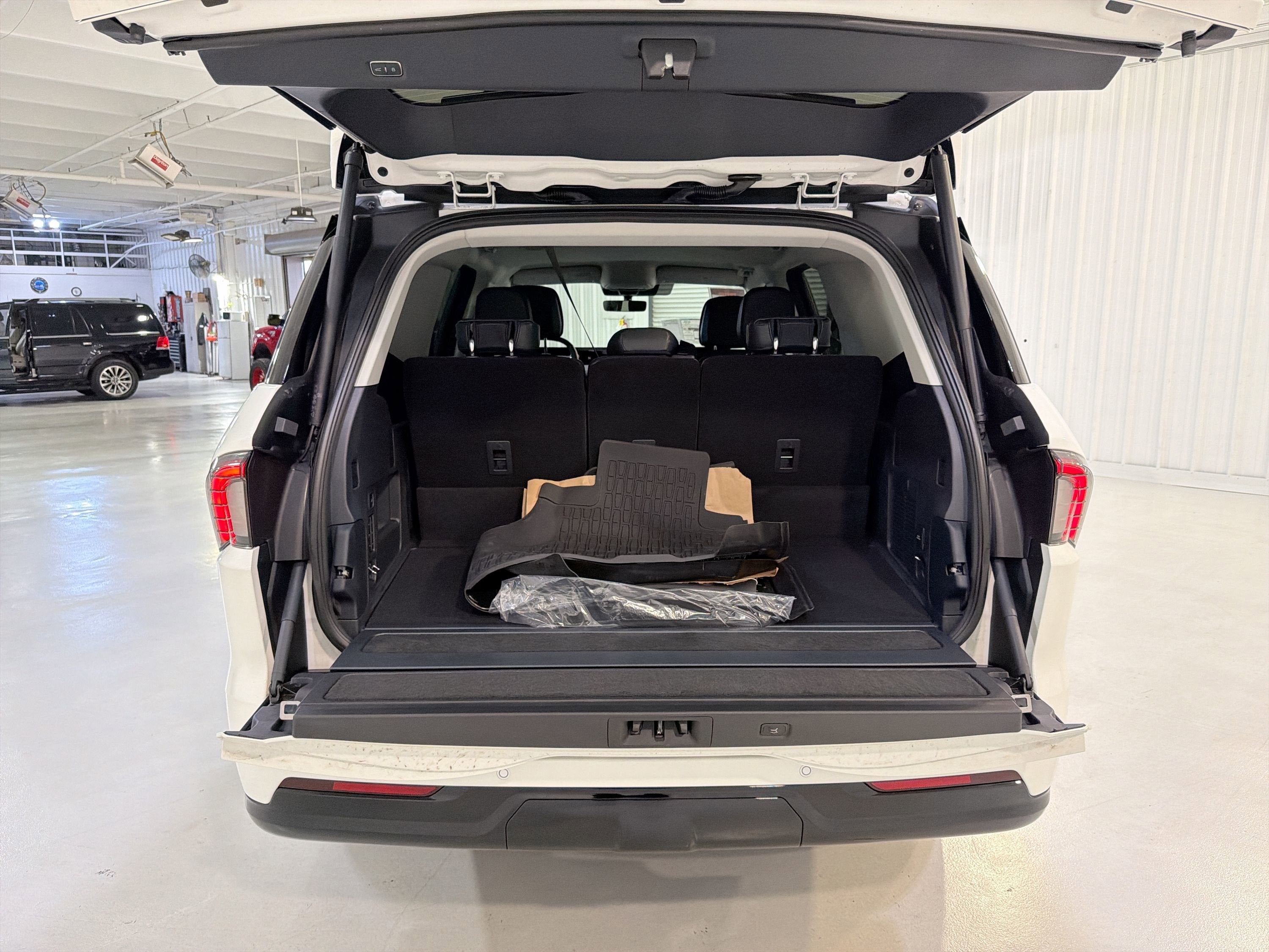2026 Lincoln Navigator Premiere