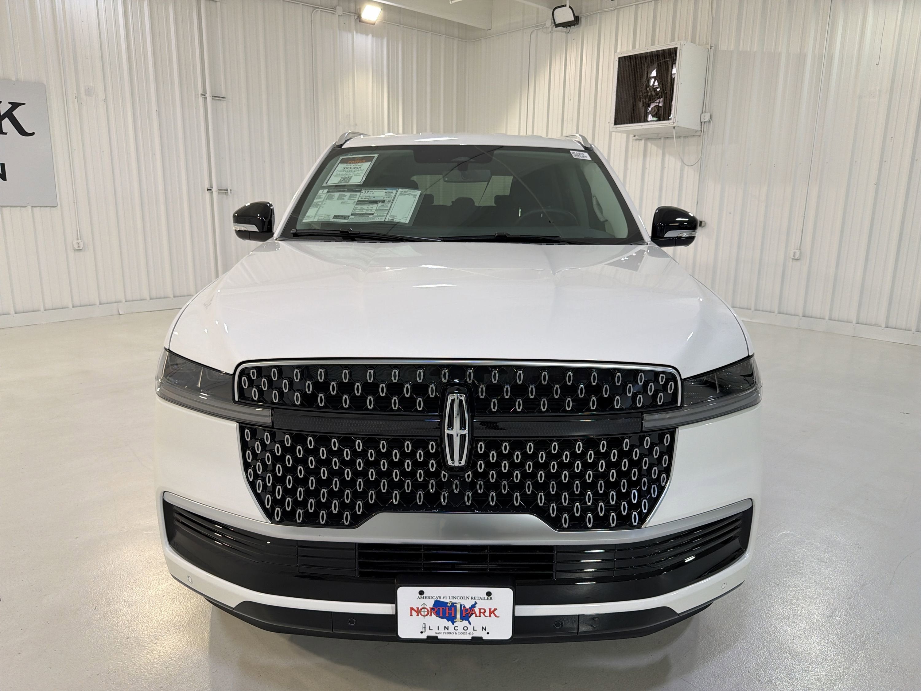 2026 Lincoln Navigator Premiere