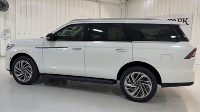 2026 Lincoln Navigator Premiere