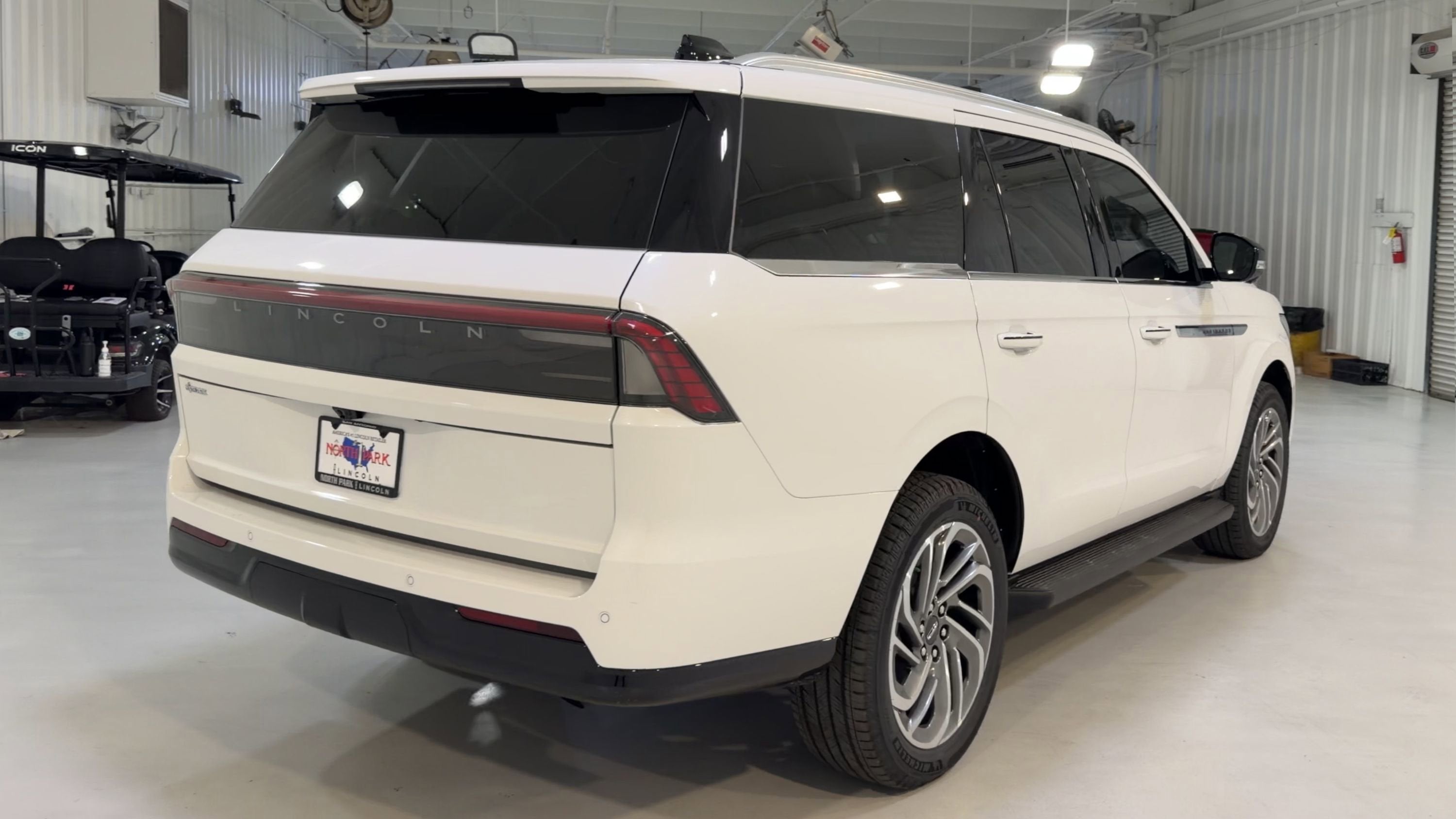 2026 Lincoln Navigator Premiere