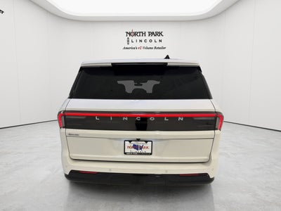 2026 Lincoln Navigator Premiere