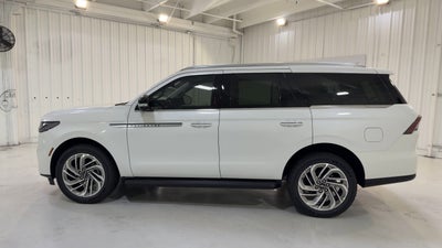 2026 Lincoln Navigator Premiere
