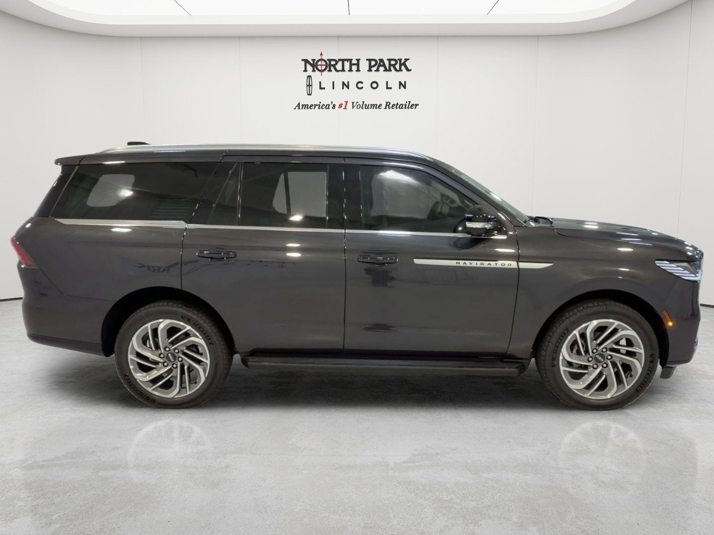 2026 Lincoln Navigator Premiere