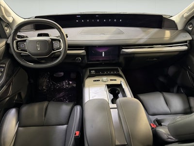 2026 Lincoln Navigator Premiere
