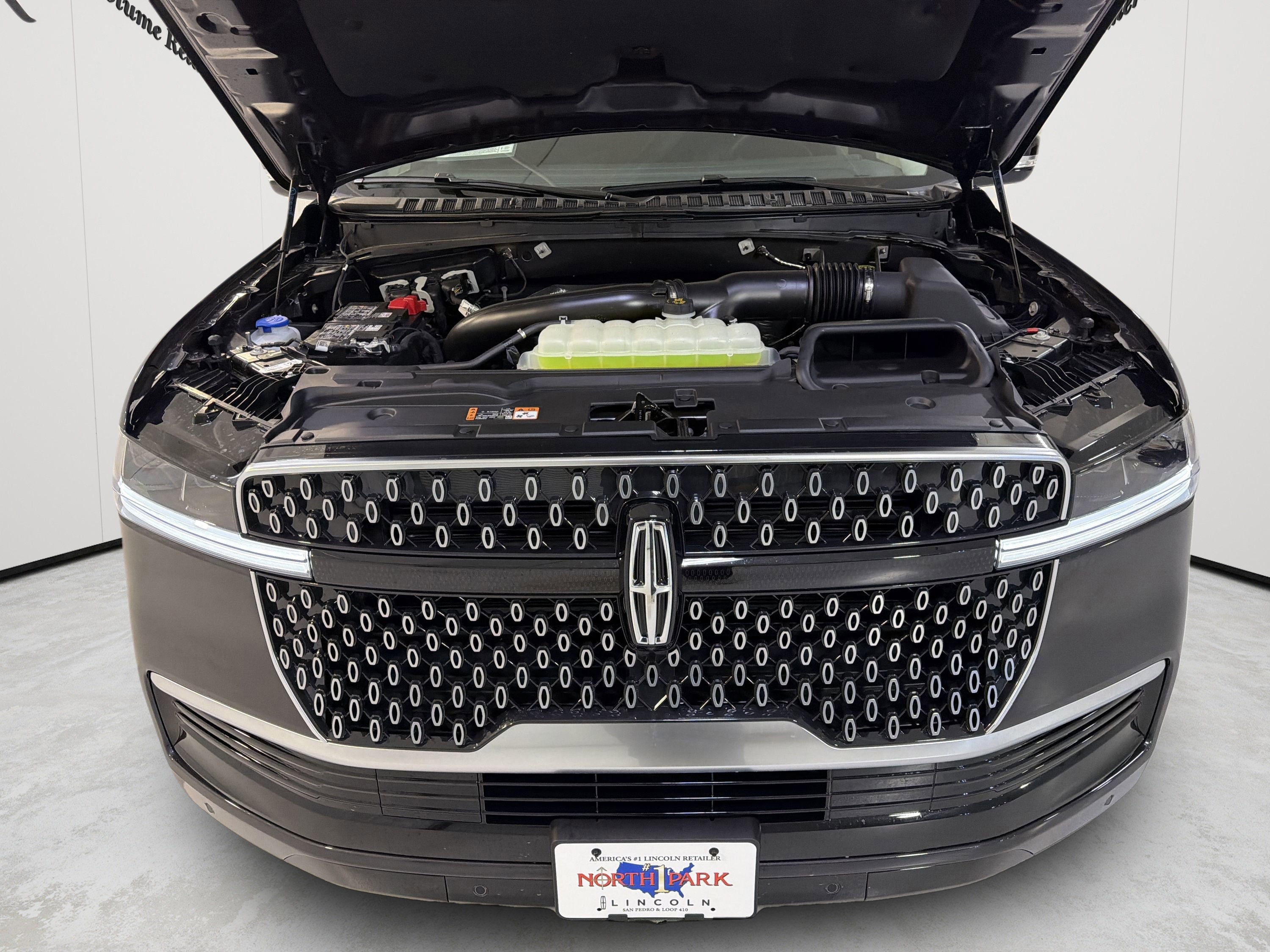 2026 Lincoln Navigator Premiere