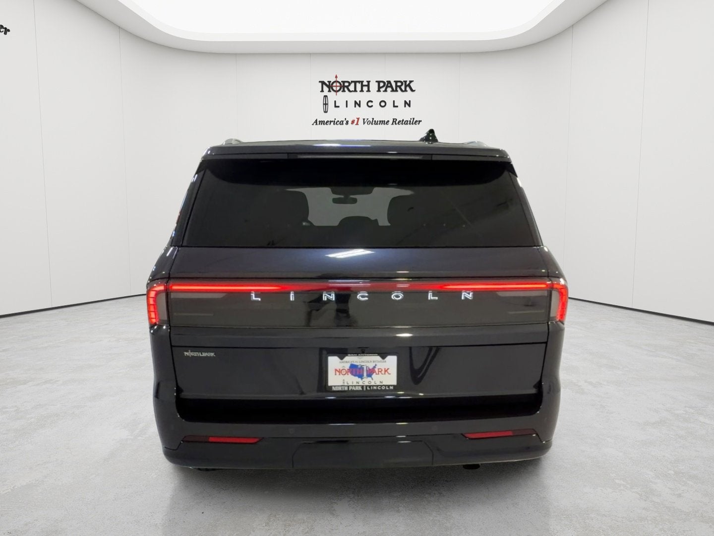 2026 Lincoln Navigator Premiere