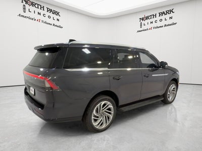 2026 Lincoln Navigator Premiere