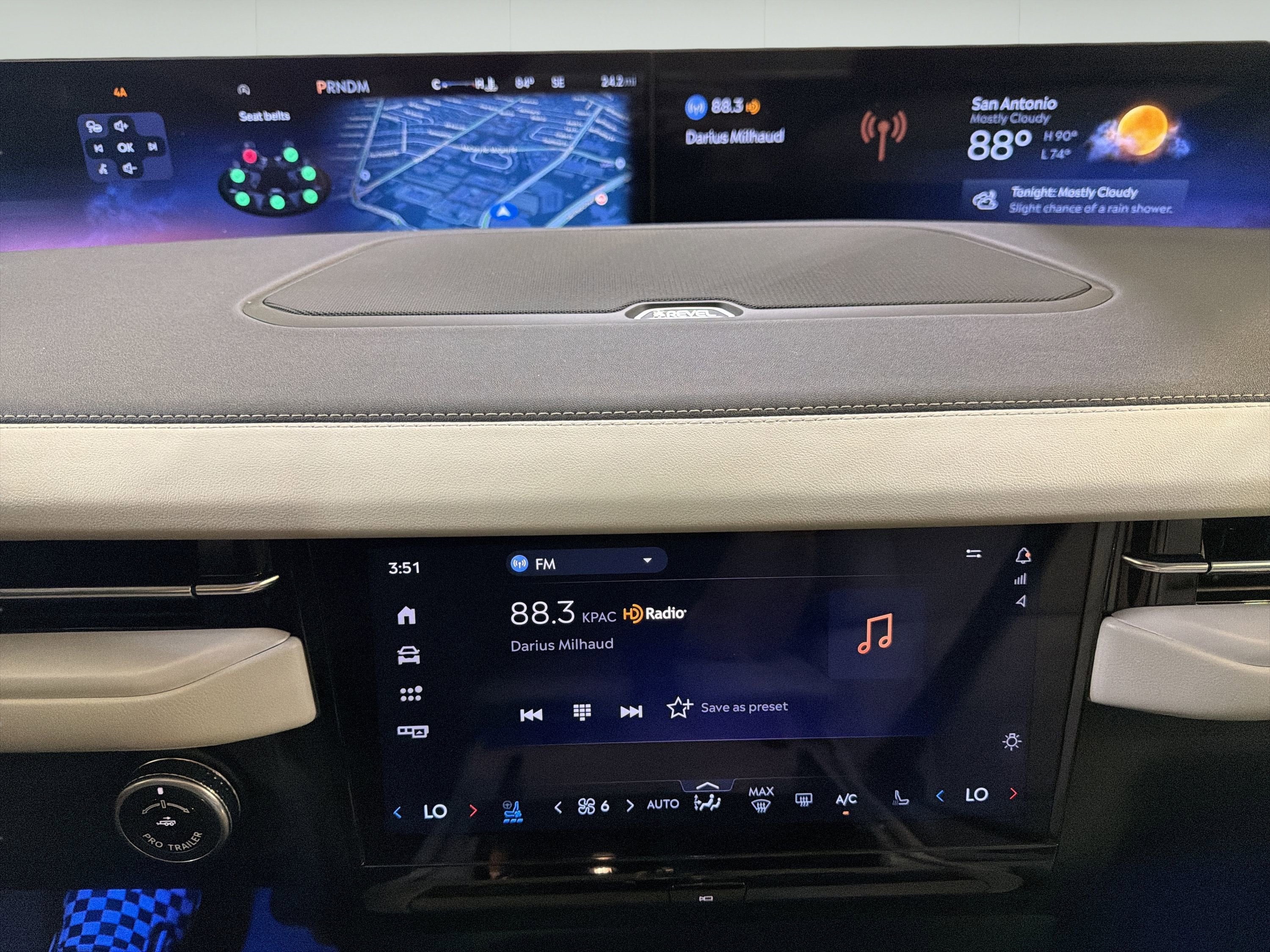 2026 Lincoln Navigator Premiere