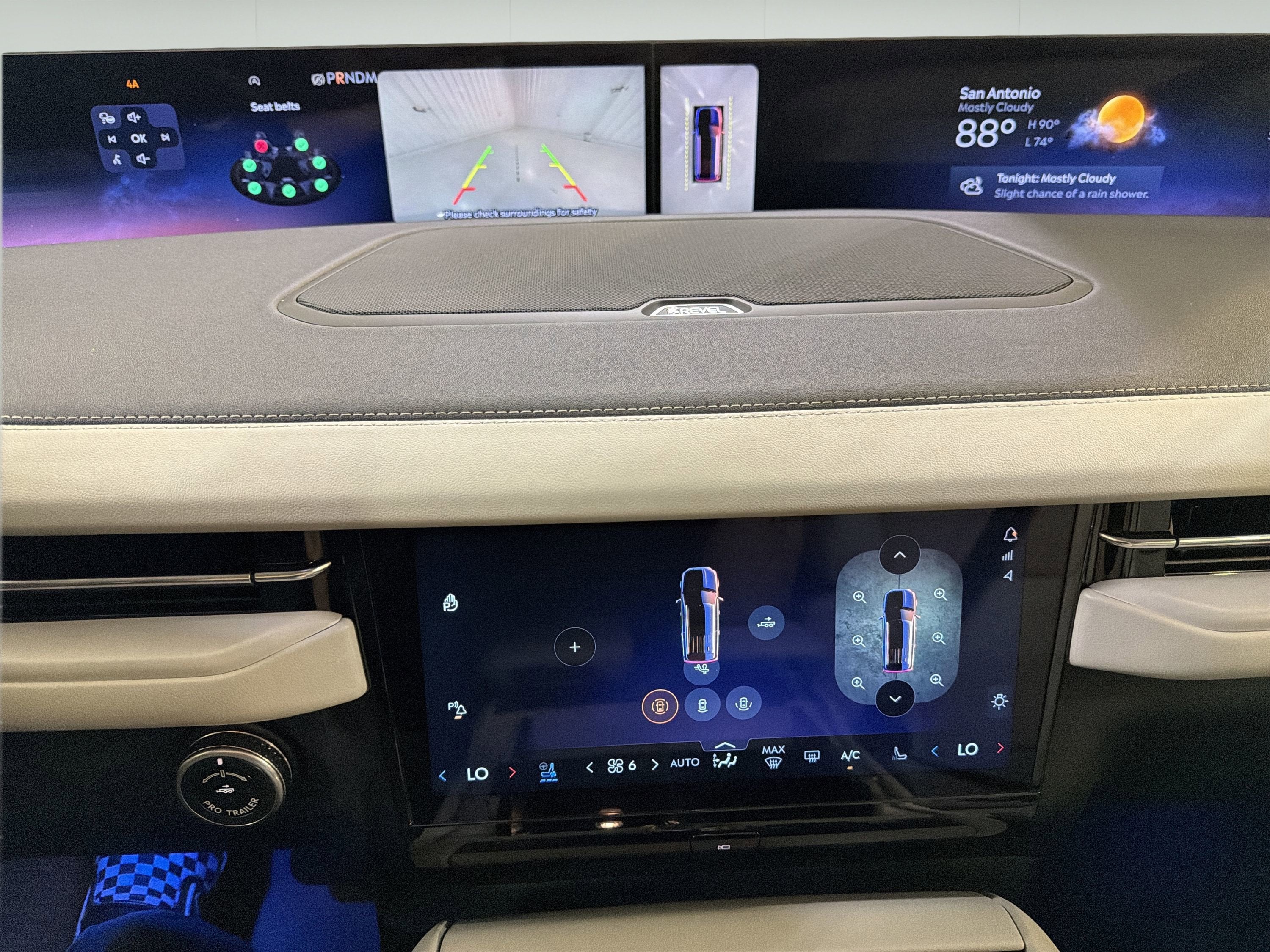 2026 Lincoln Navigator Premiere