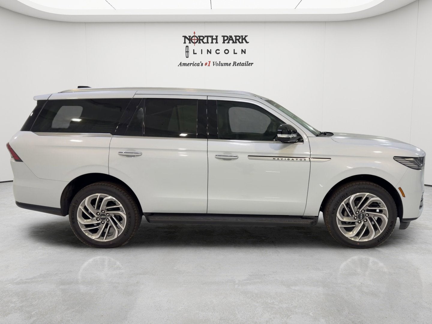 2026 Lincoln Navigator Premiere