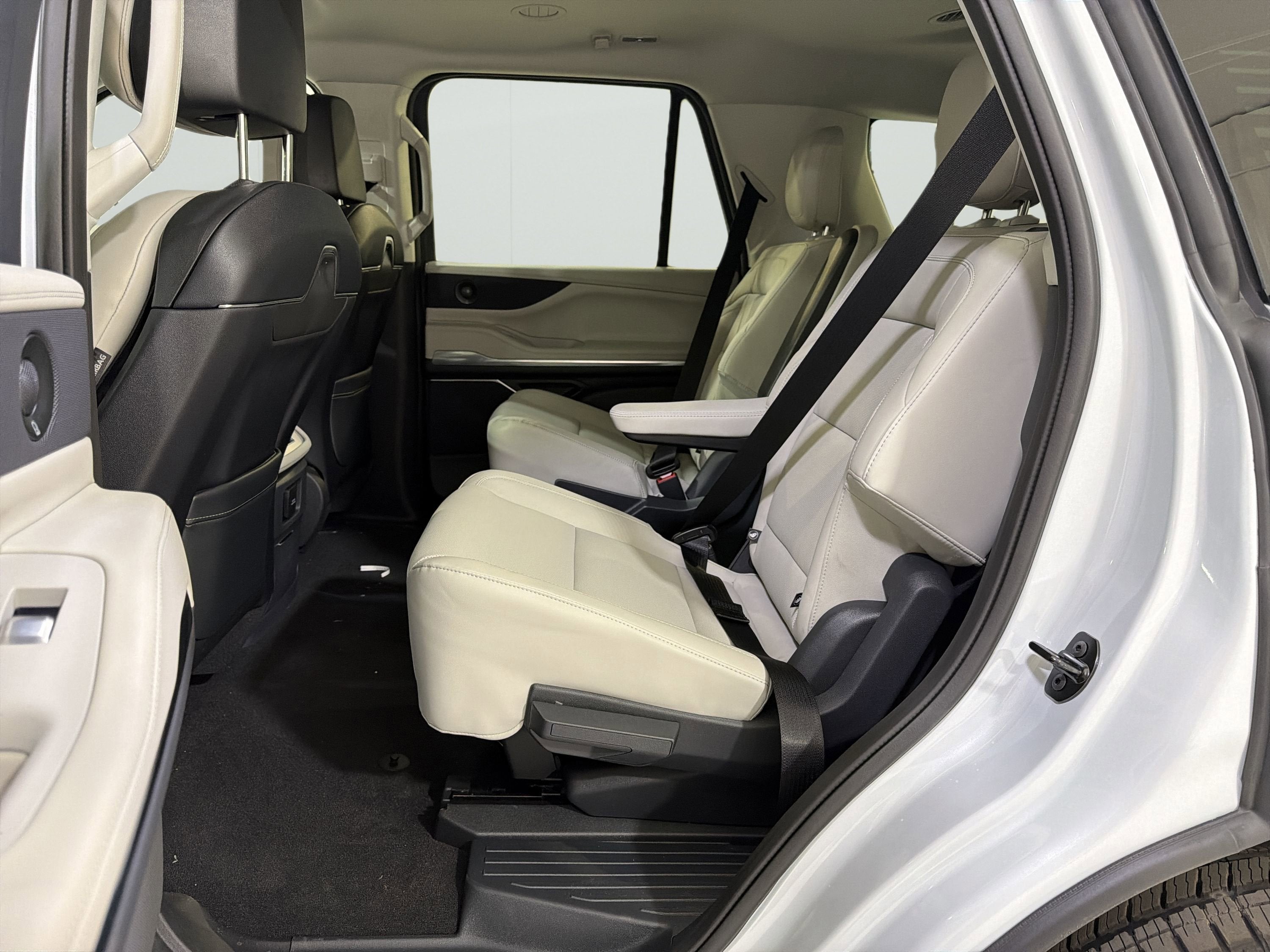 2026 Lincoln Navigator Premiere