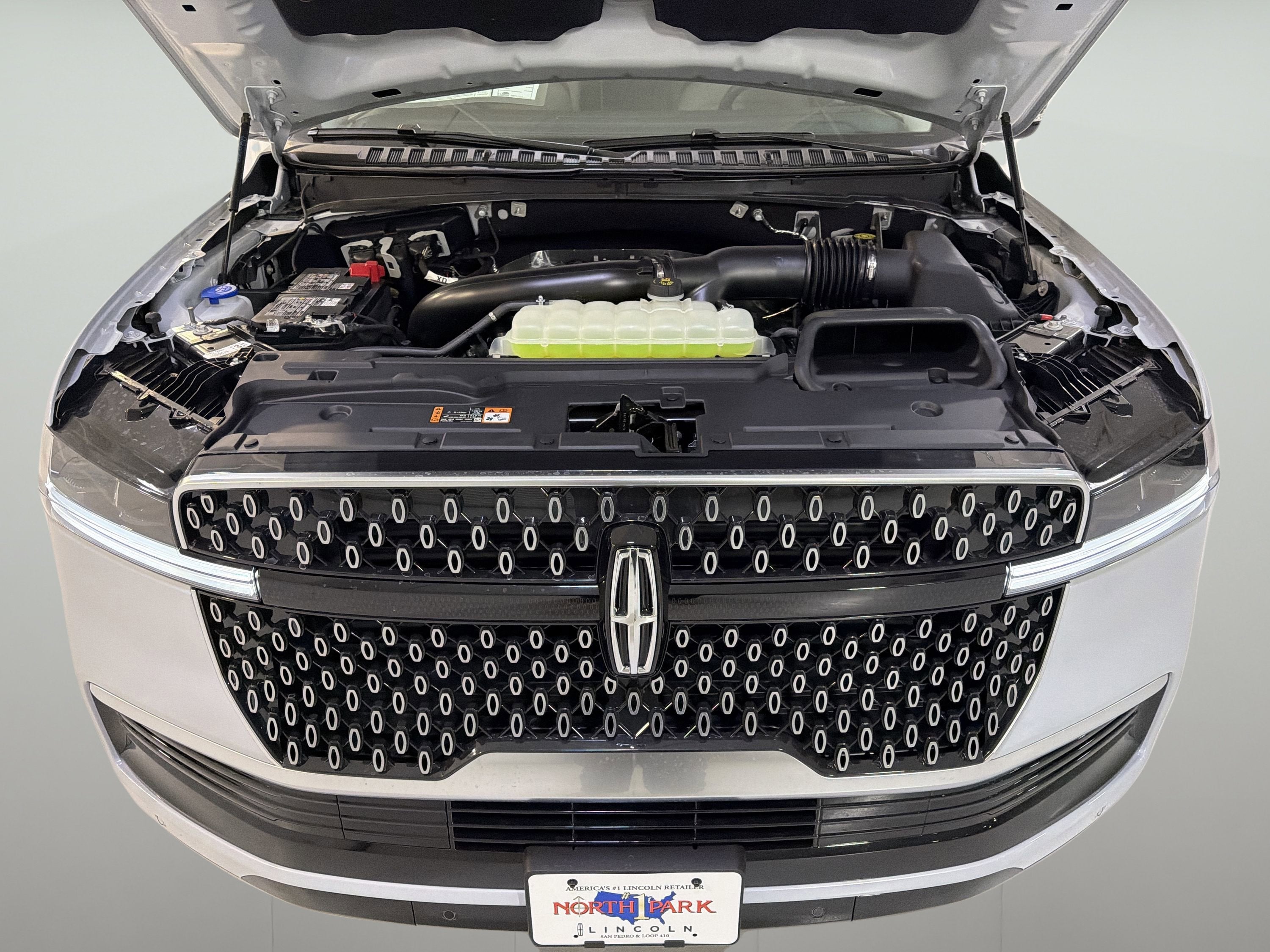 2026 Lincoln Navigator Premiere