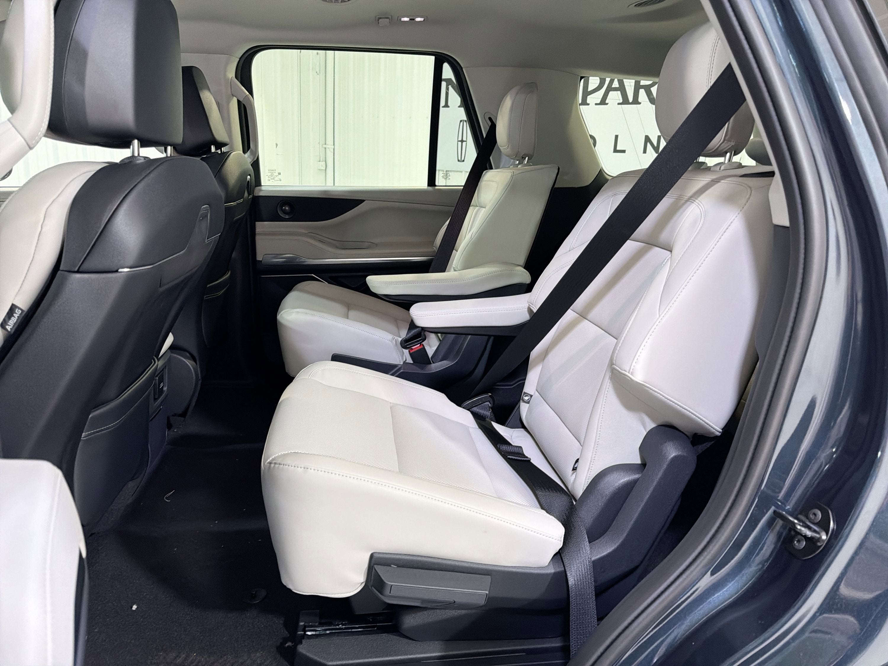2026 Lincoln Navigator Premiere