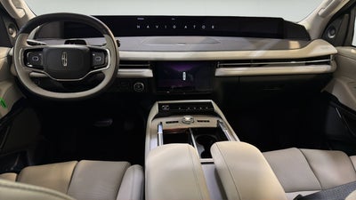 2026 Lincoln Navigator Premiere