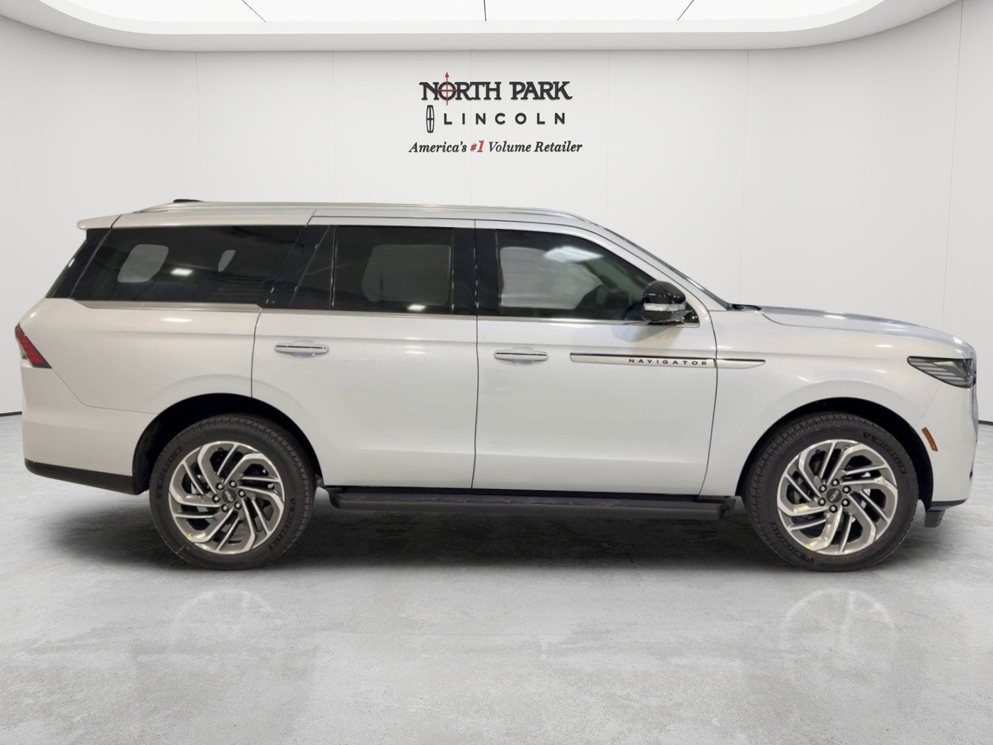 2026 Lincoln Navigator Premiere