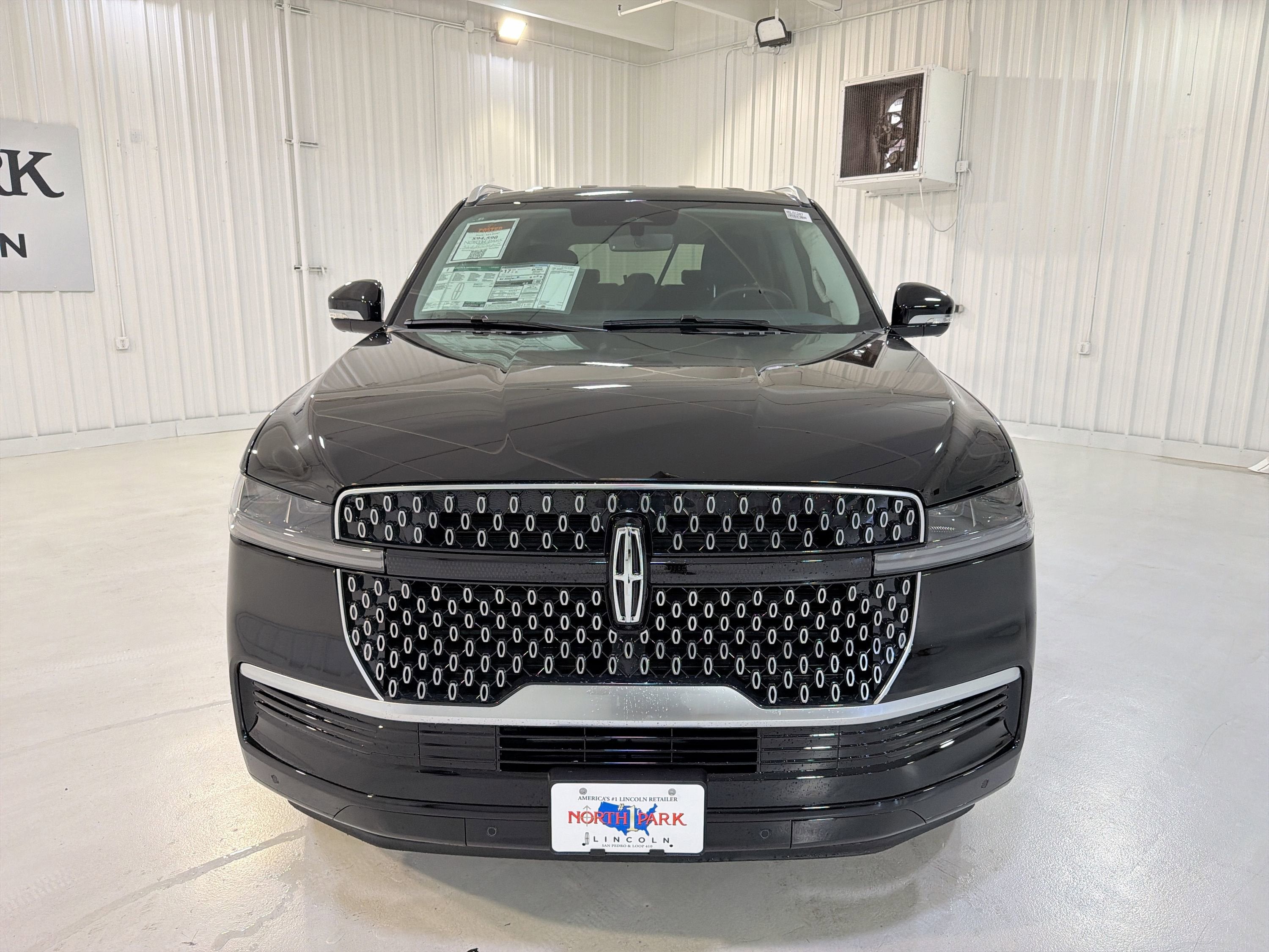 2026 Lincoln Navigator Premiere