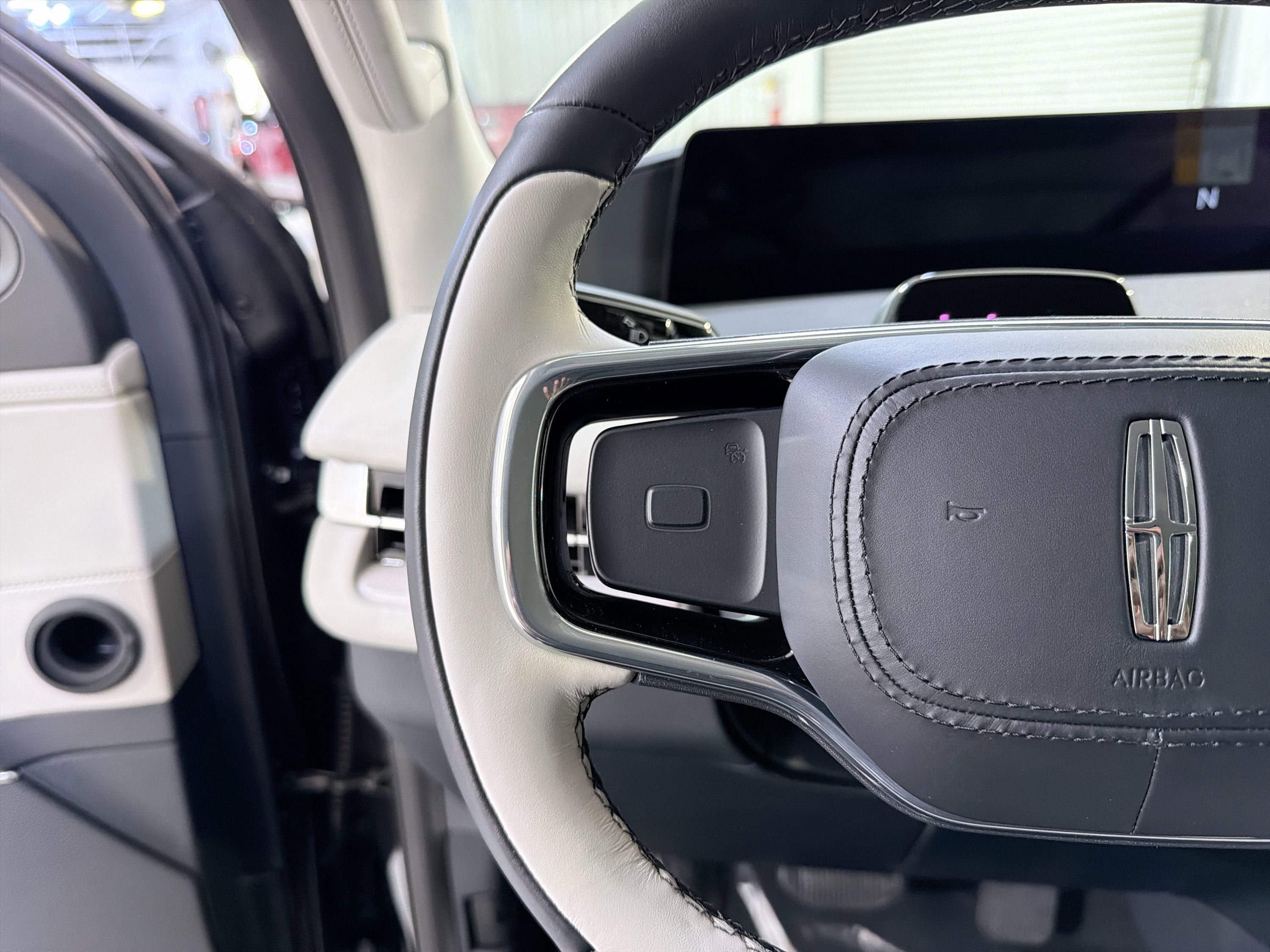 2026 Lincoln Navigator Premiere