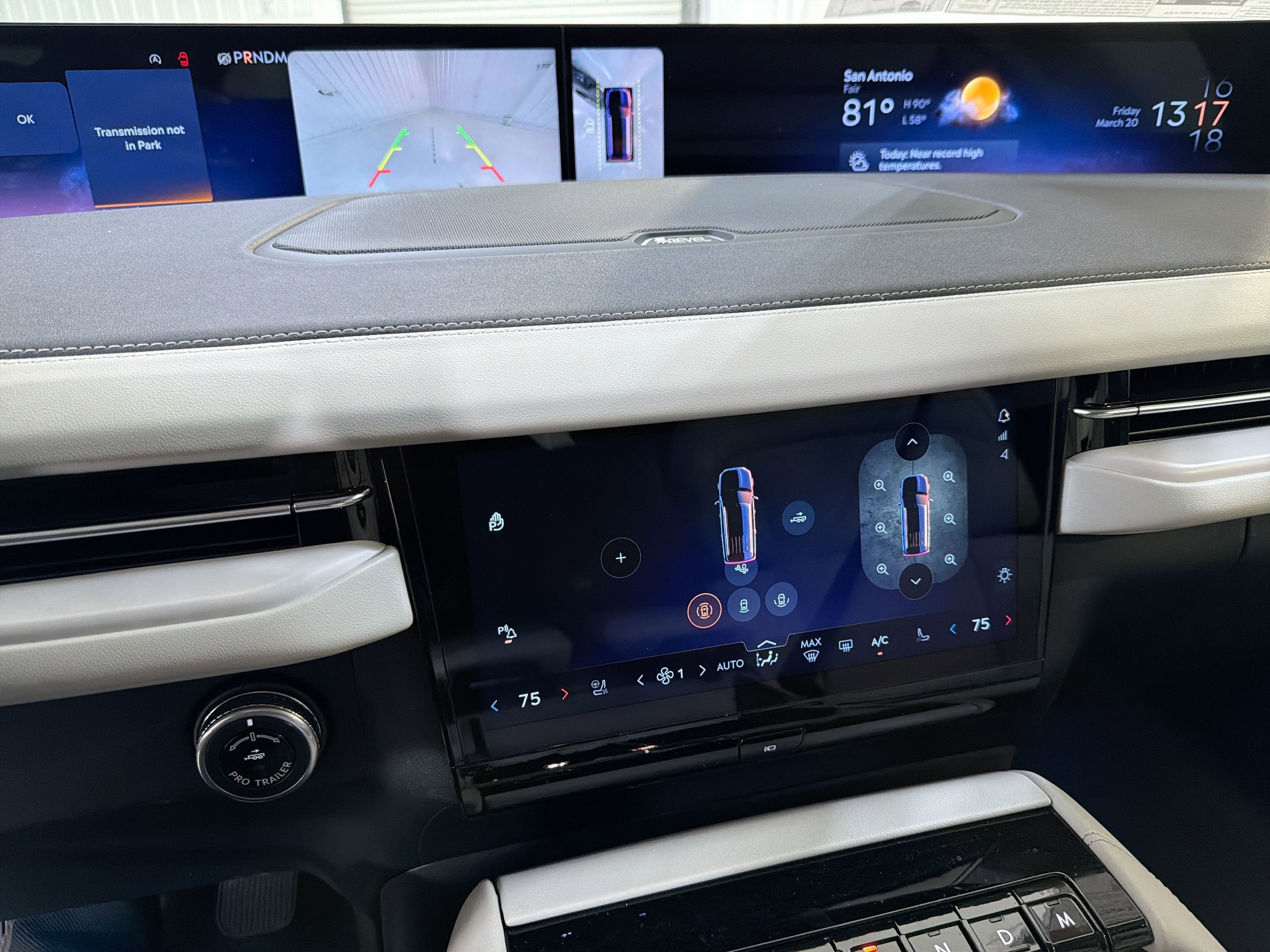 2026 Lincoln Navigator Premiere