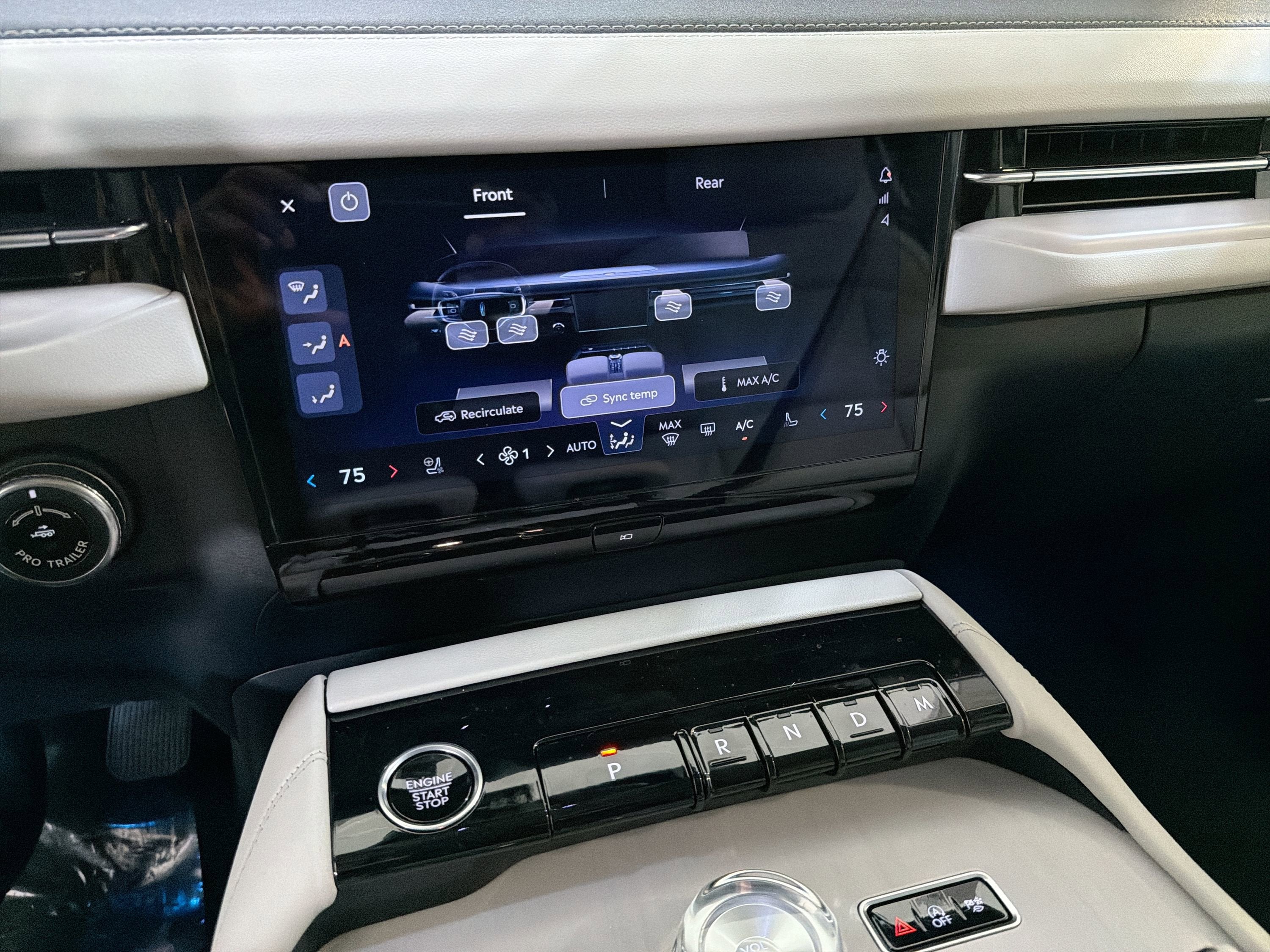 2026 Lincoln Navigator Premiere