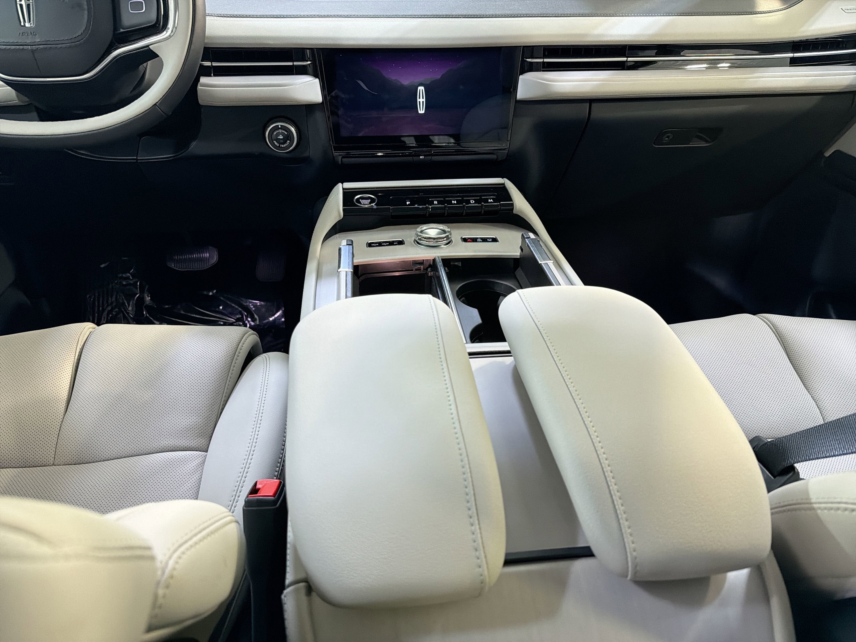 2026 Lincoln Navigator Premiere