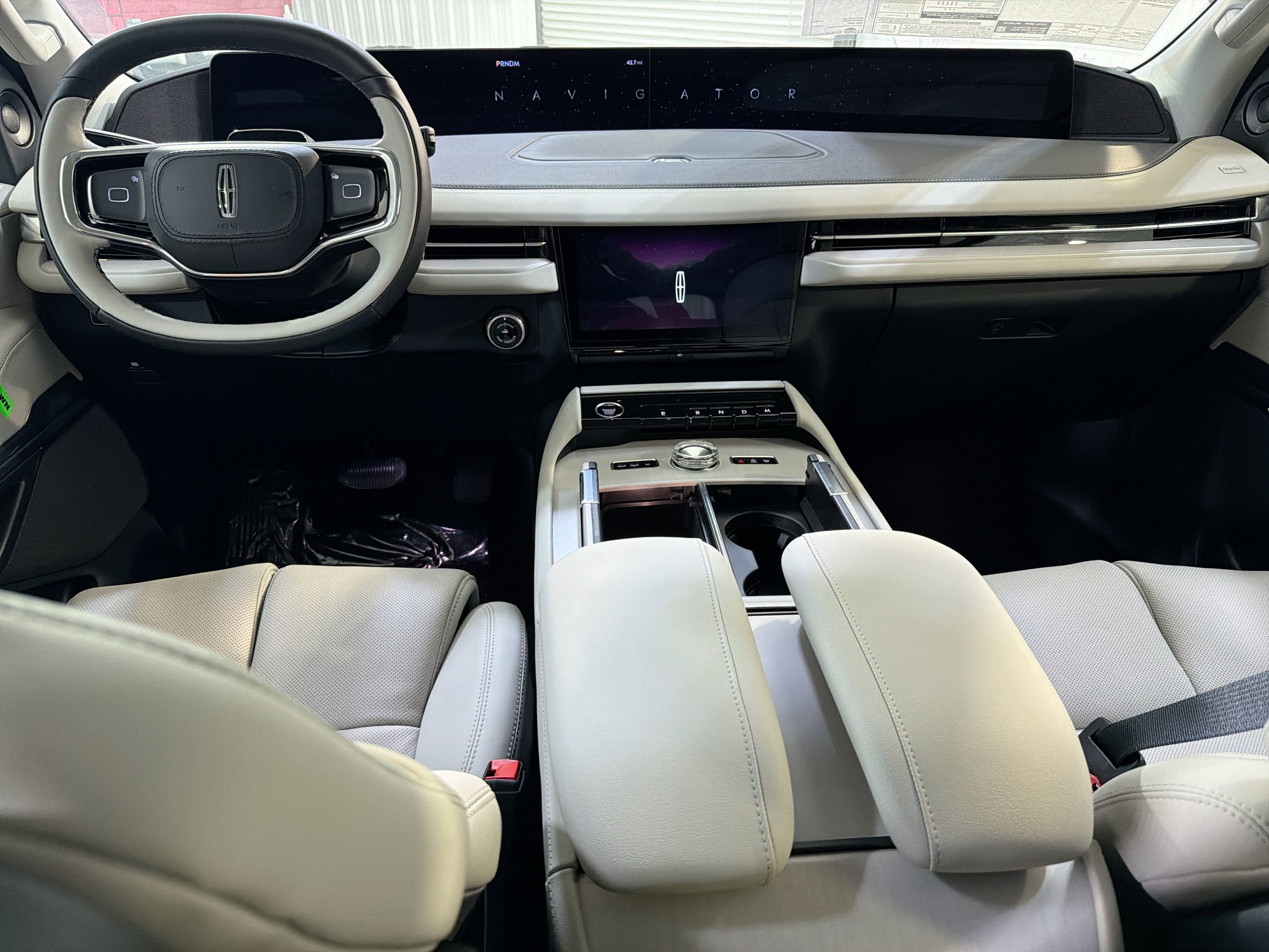 2026 Lincoln Navigator Premiere