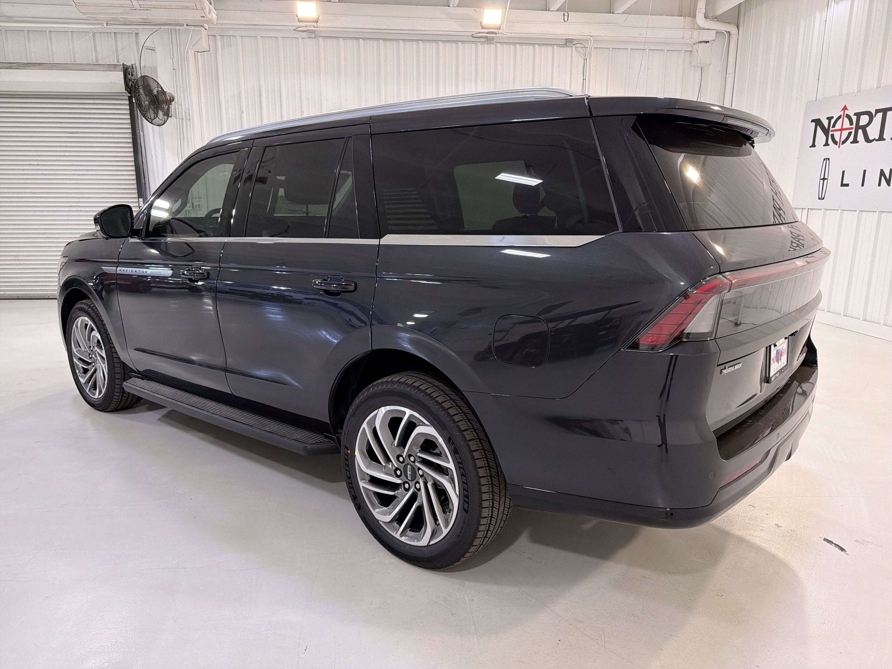 2026 Lincoln Navigator Premiere