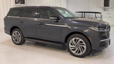 2026 Lincoln Navigator Premiere