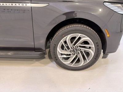 2026 Lincoln Navigator Premiere