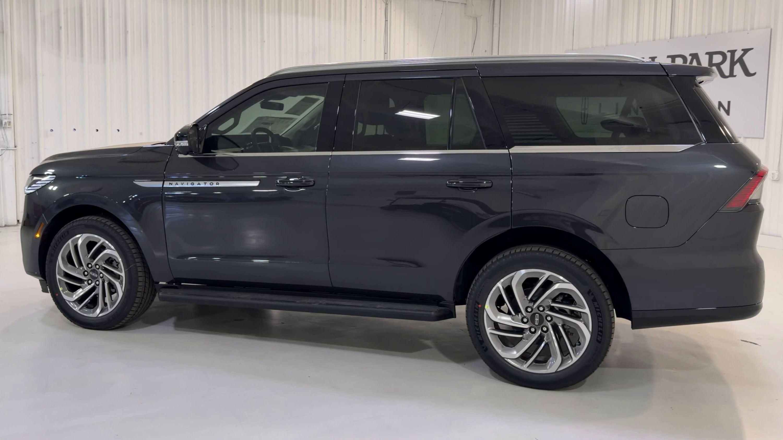 2026 Lincoln Navigator Premiere