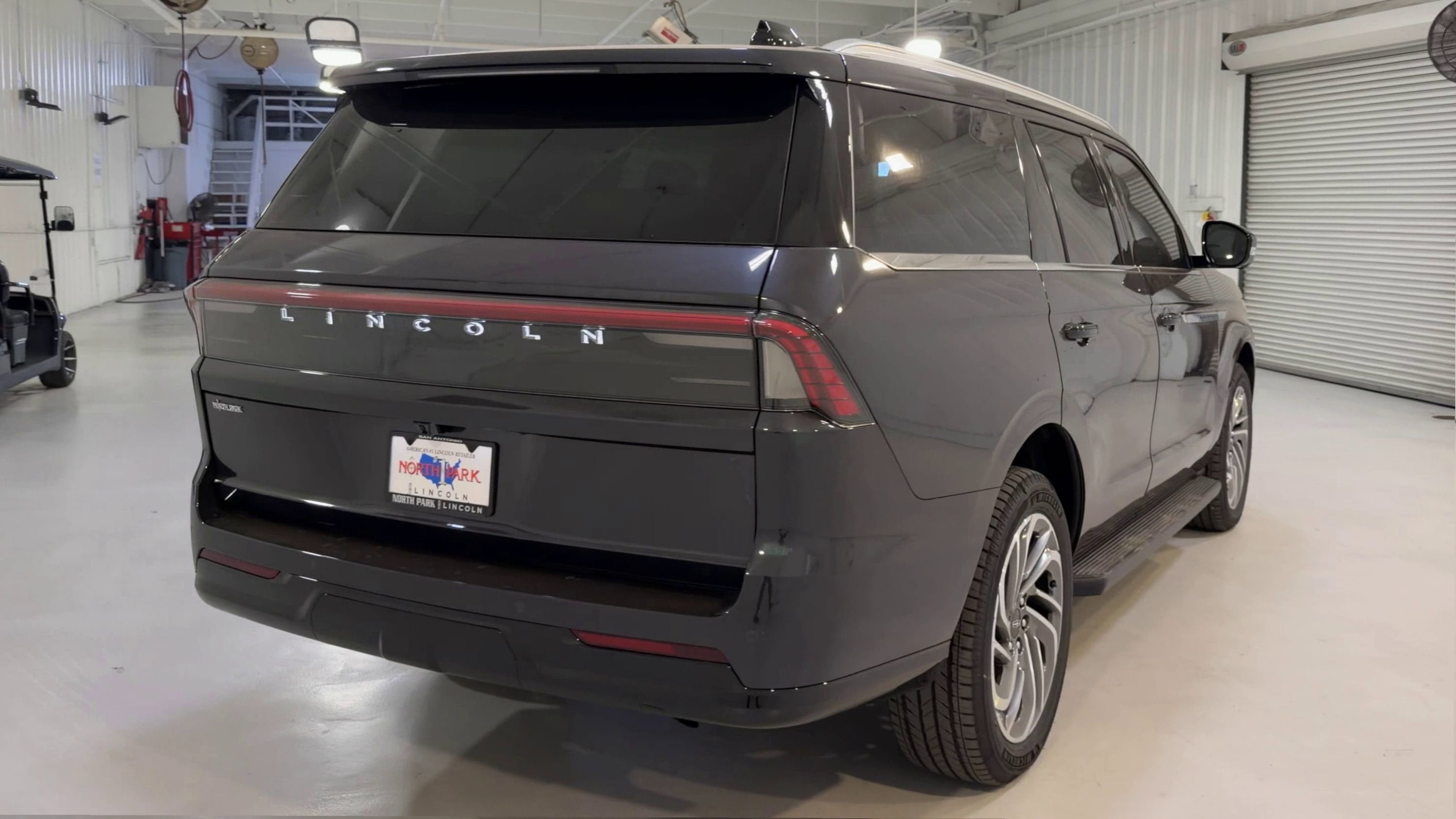 2026 Lincoln Navigator Premiere