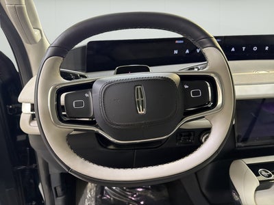 2026 Lincoln Navigator Premiere