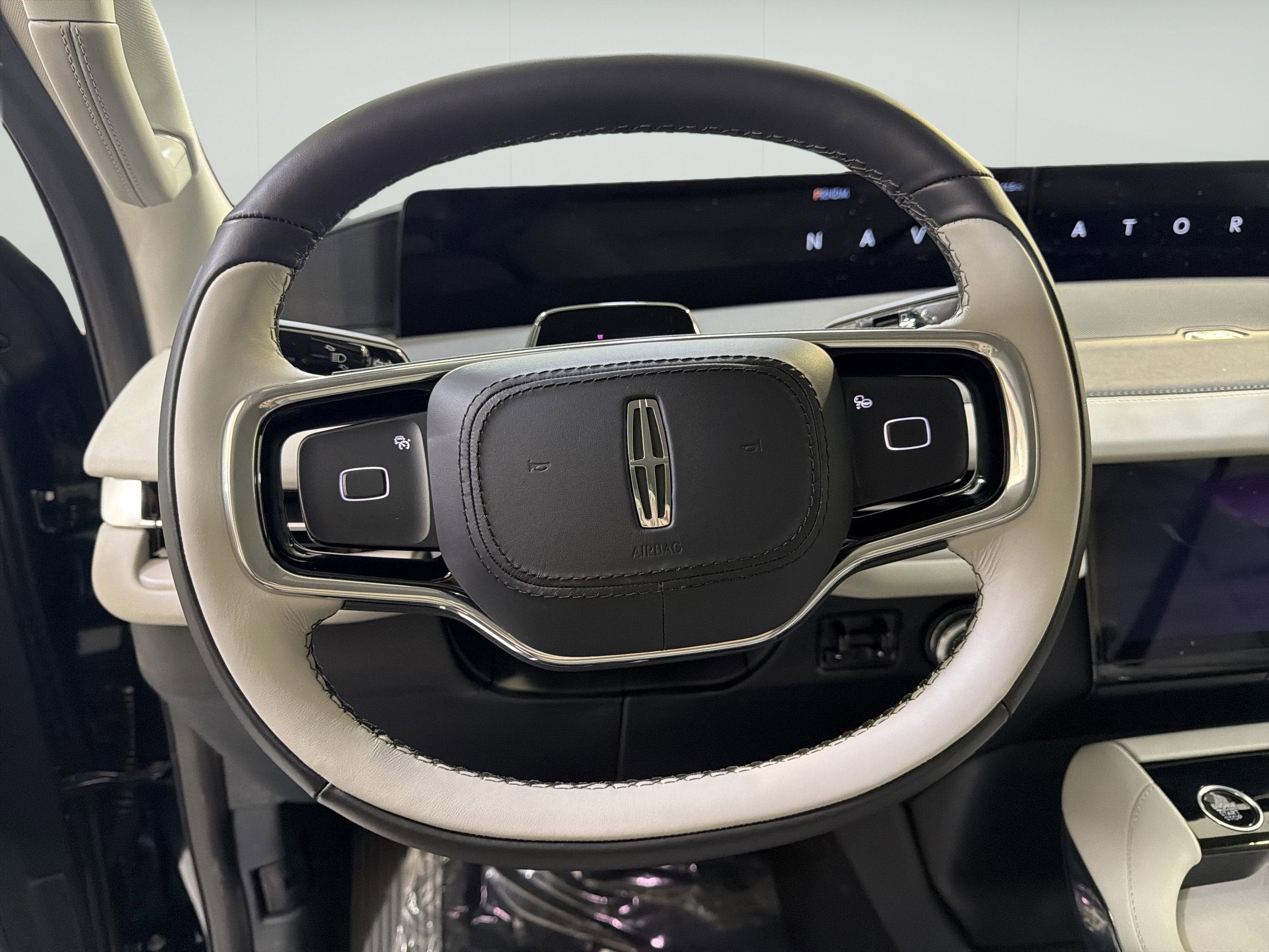 2026 Lincoln Navigator Premiere