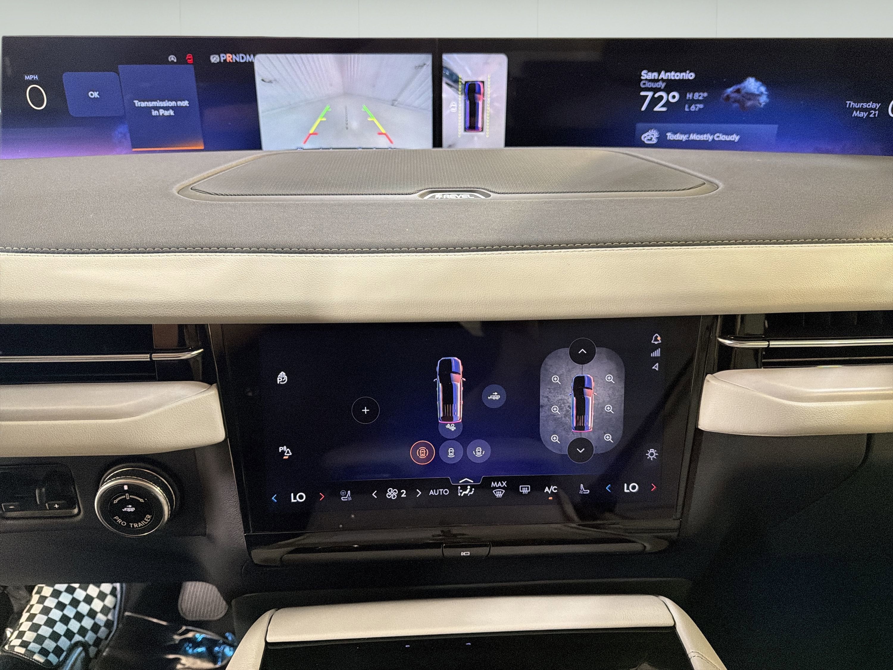 2026 Lincoln Navigator Premiere