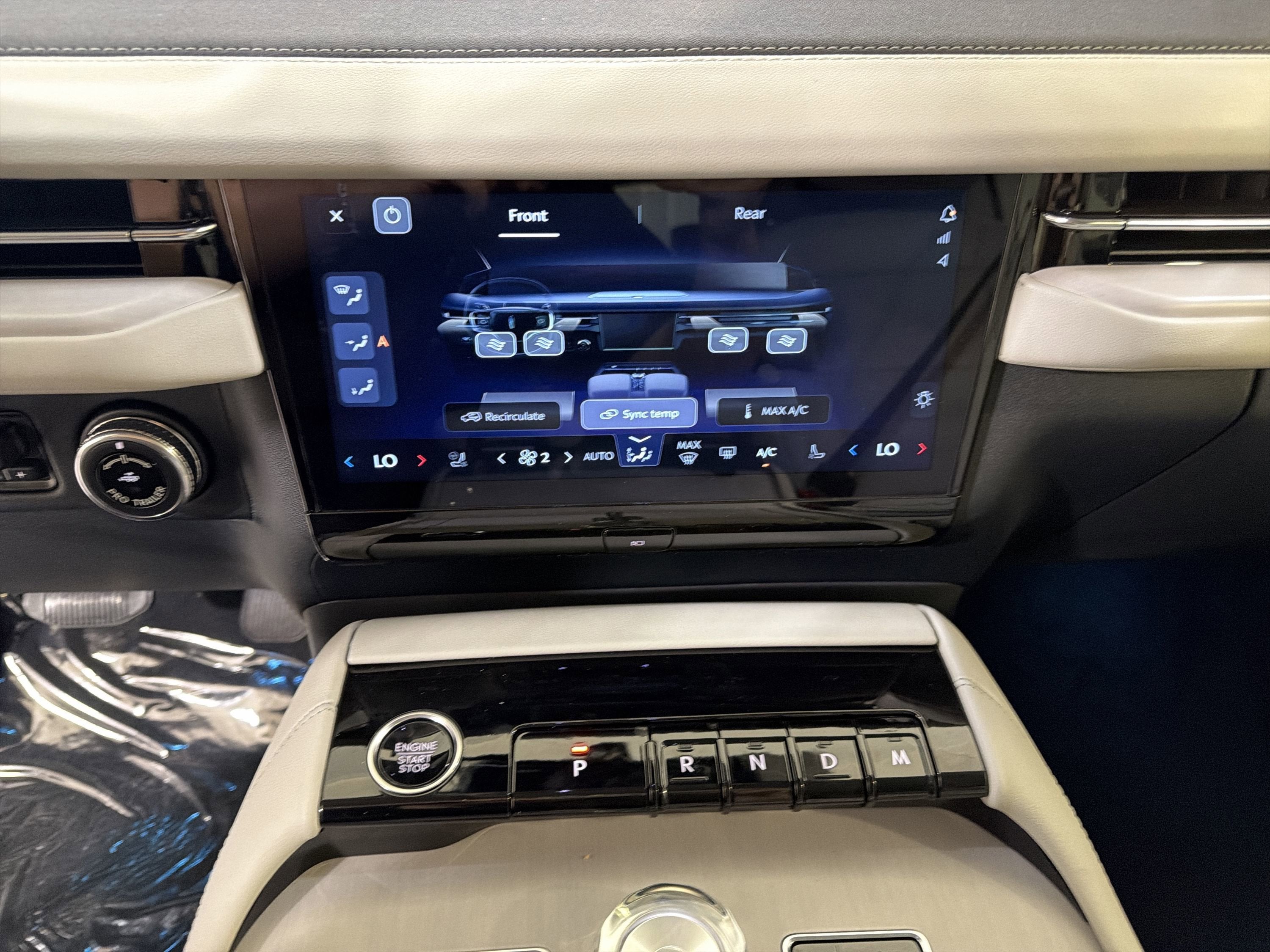 2026 Lincoln Navigator Premiere