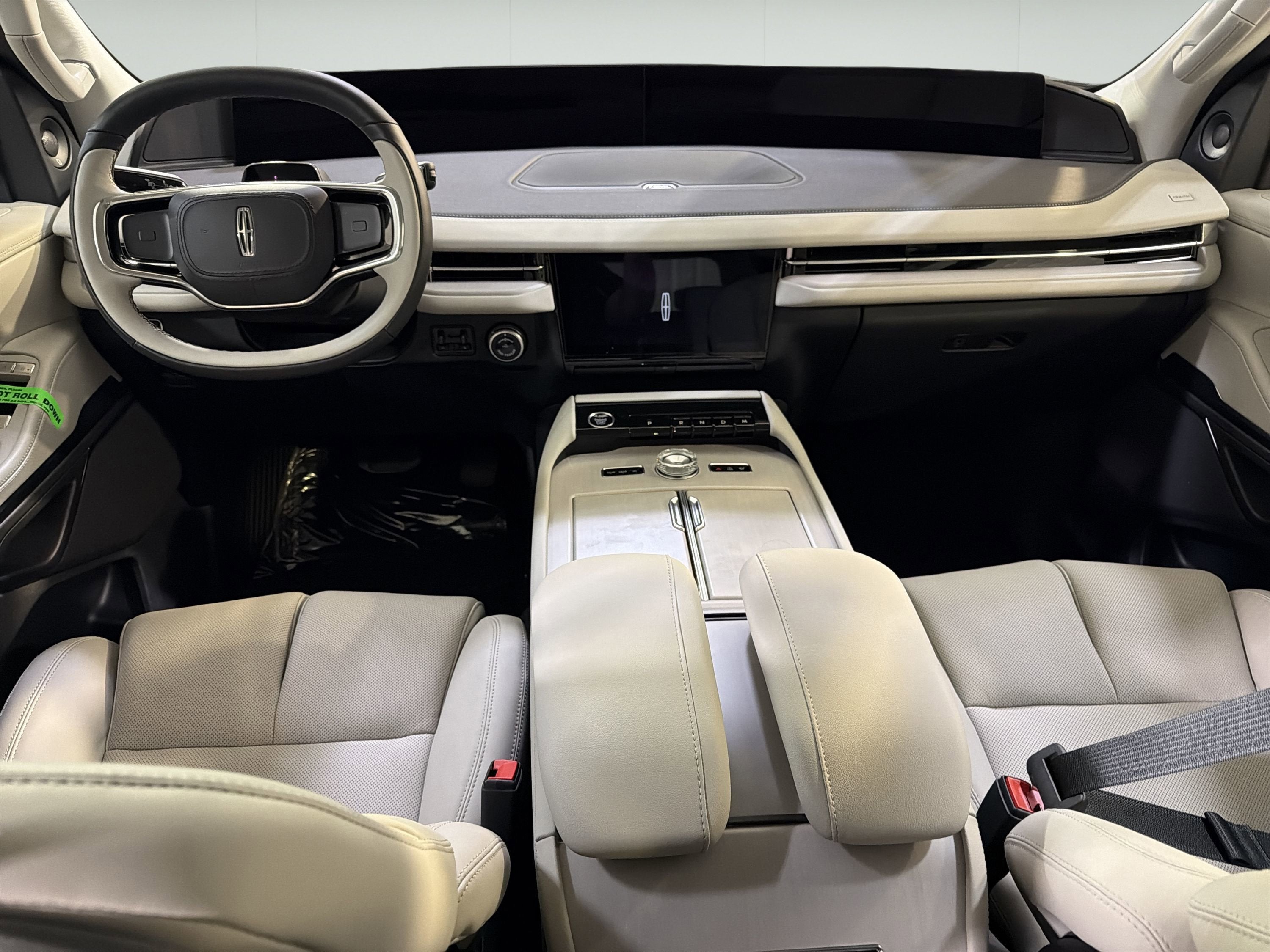 2026 Lincoln Navigator Premiere