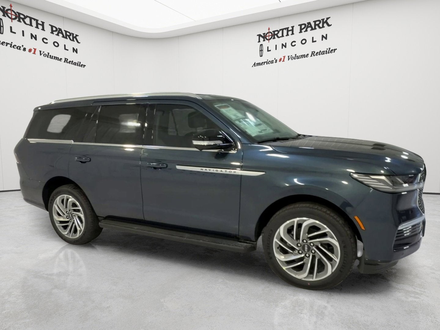 2026 Lincoln Navigator Premiere