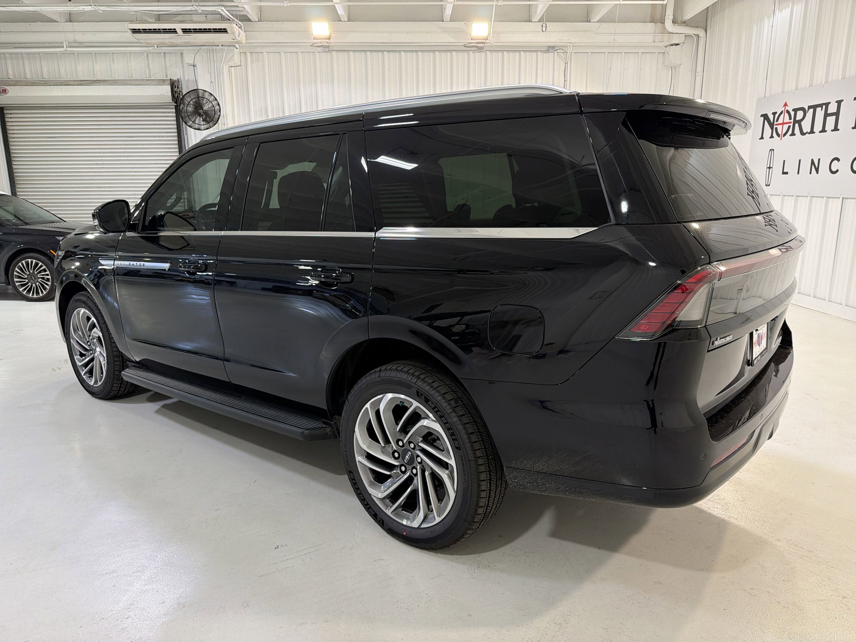 2026 Lincoln Navigator Premiere