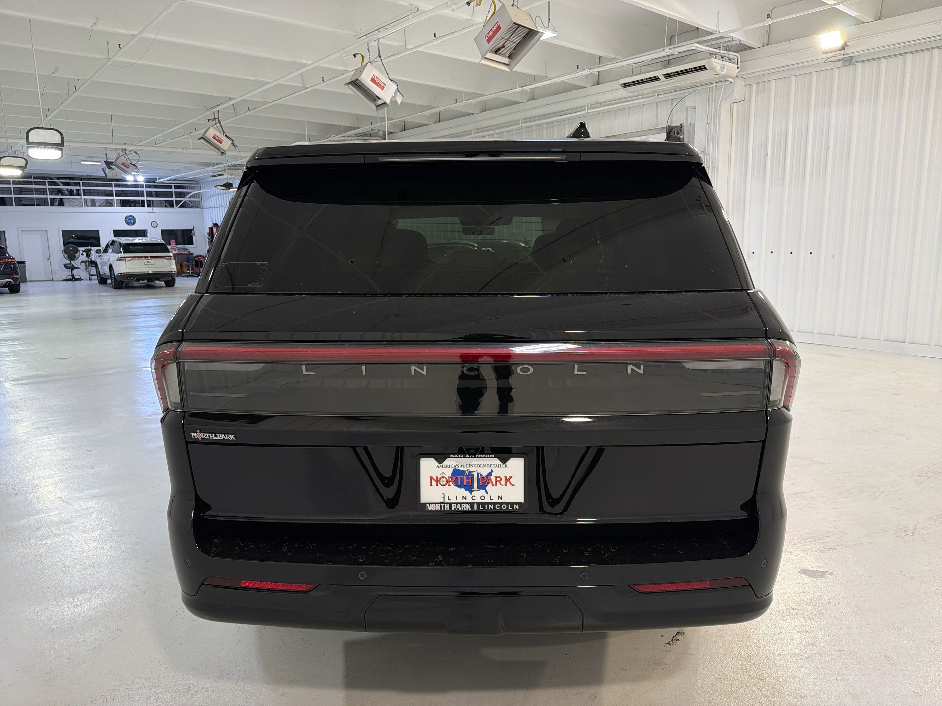 2026 Lincoln Navigator Premiere