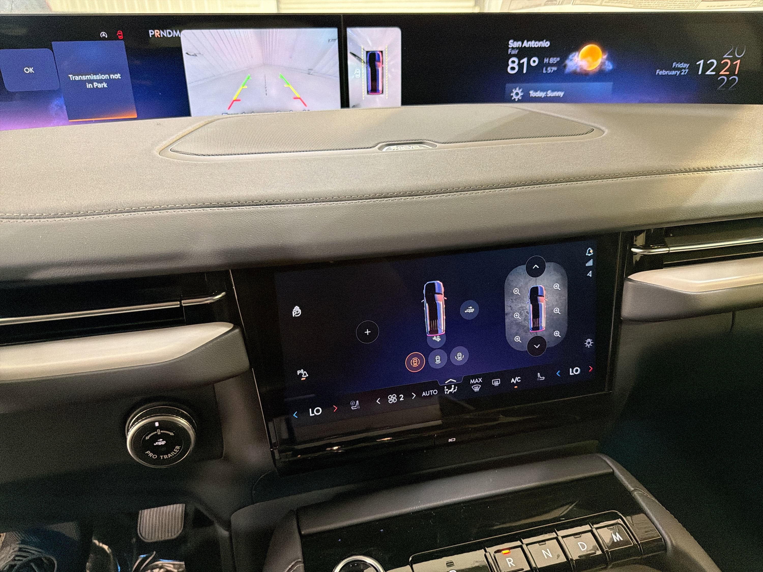 2026 Lincoln Navigator Premiere