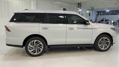2026 Lincoln Navigator Premiere