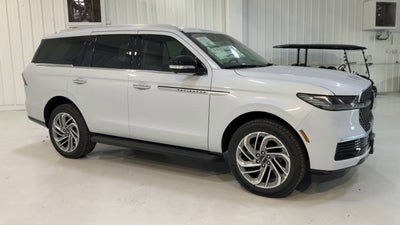 2026 Lincoln Navigator Premiere