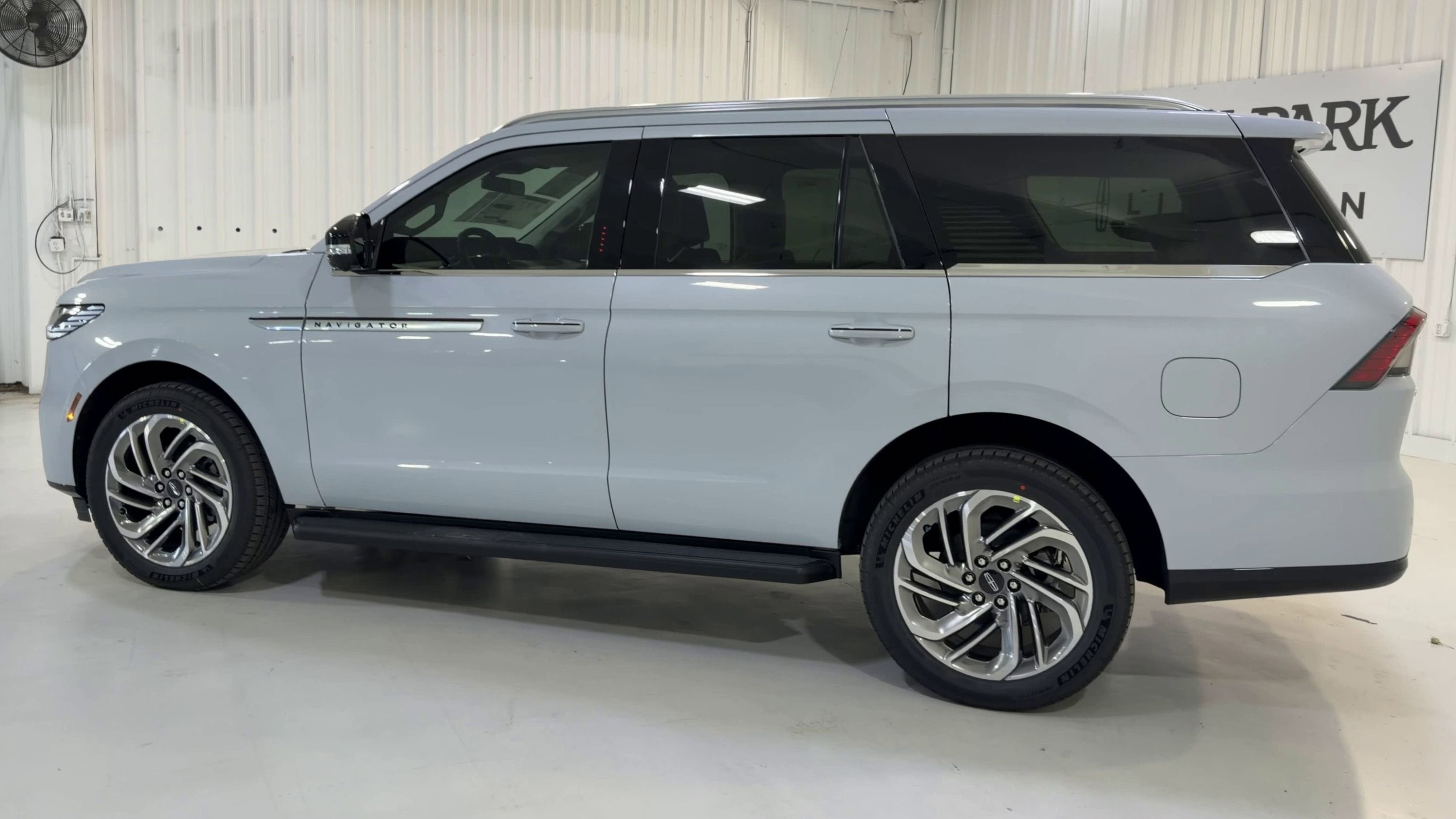 2026 Lincoln Navigator Premiere