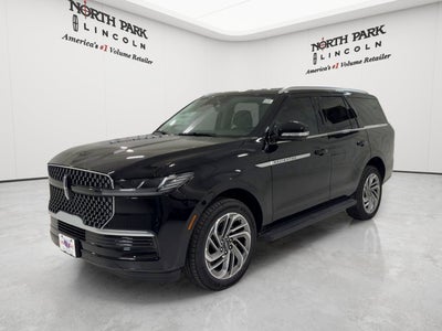 2027 Lincoln Navigator Premiere