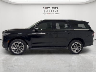 2027 Lincoln Navigator Premiere