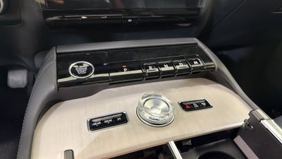 2027 Lincoln Navigator Premiere